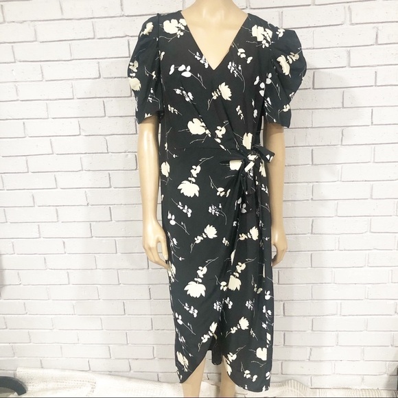 Miss Selfridge Dresses & Skirts - Miss Selfridge Women’s Floral Wrap Front Dress